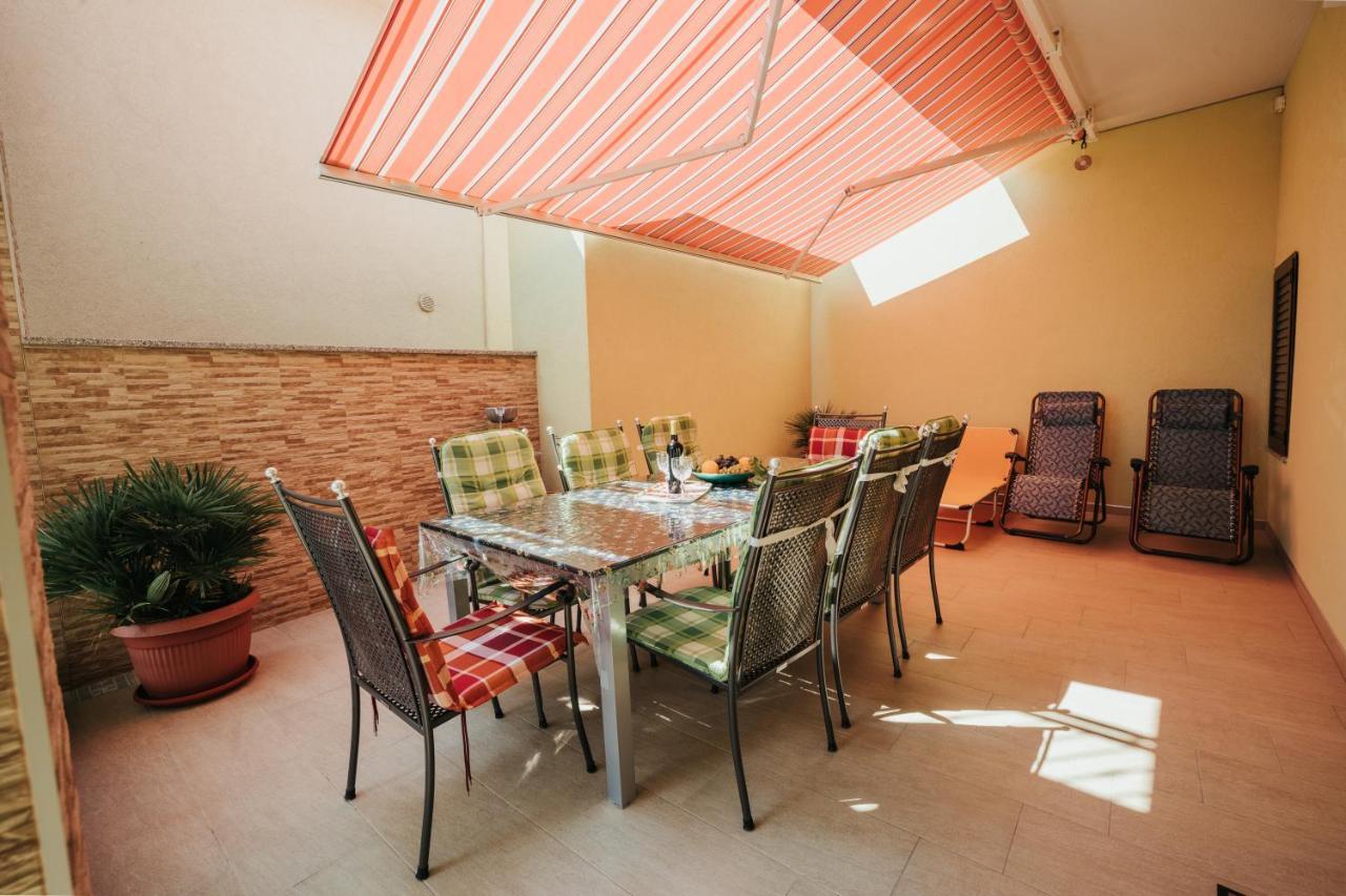 Apartmani Soldan Makarska Exterior foto